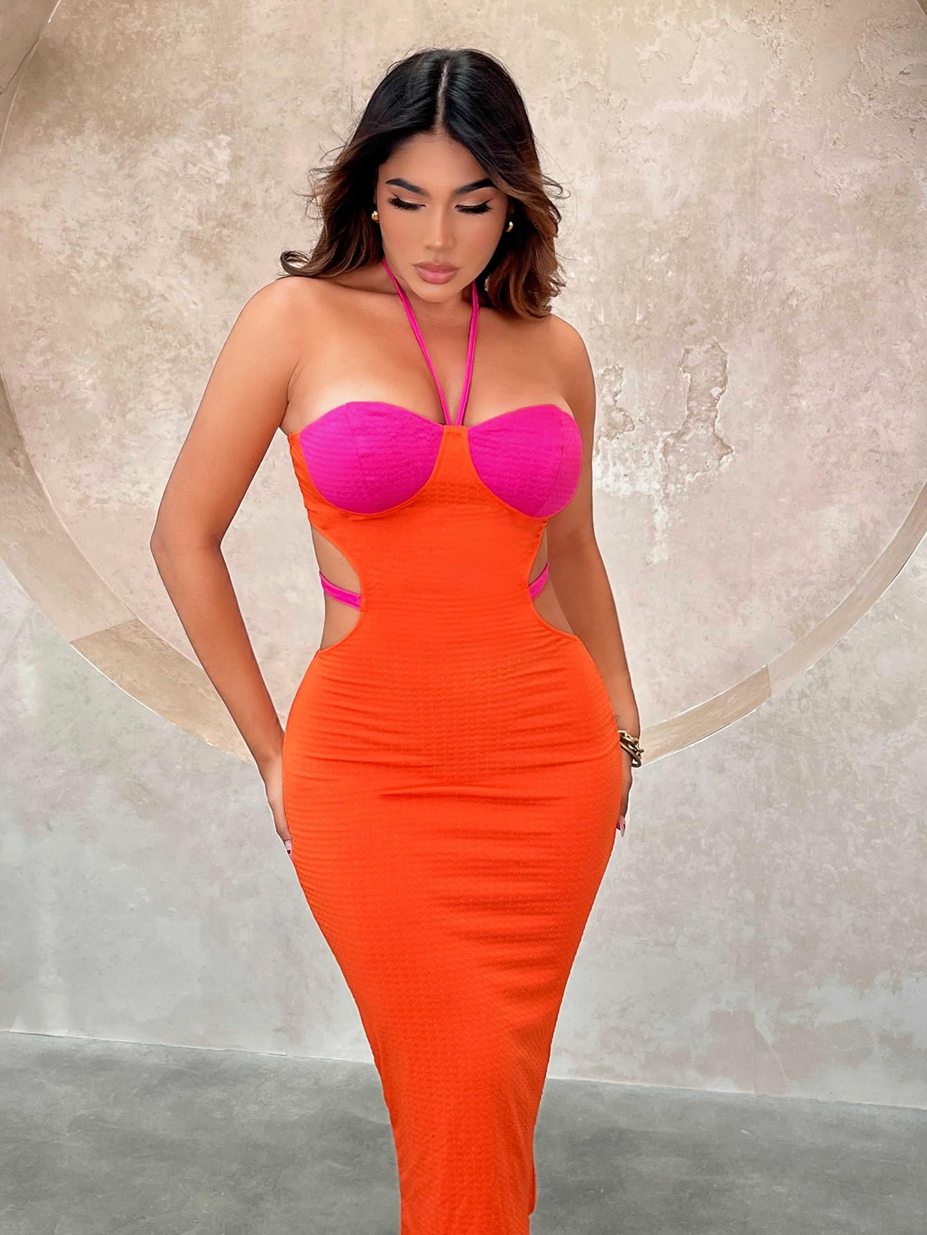 Two Tone Cut Out Tie Backless Halter Sleeveless Pencil Hem Bodycon Midi Dress